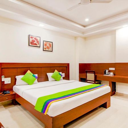 Treebo Trend Hotel Jp Plaza Nampally Hajdarábád Exteriér fotografie