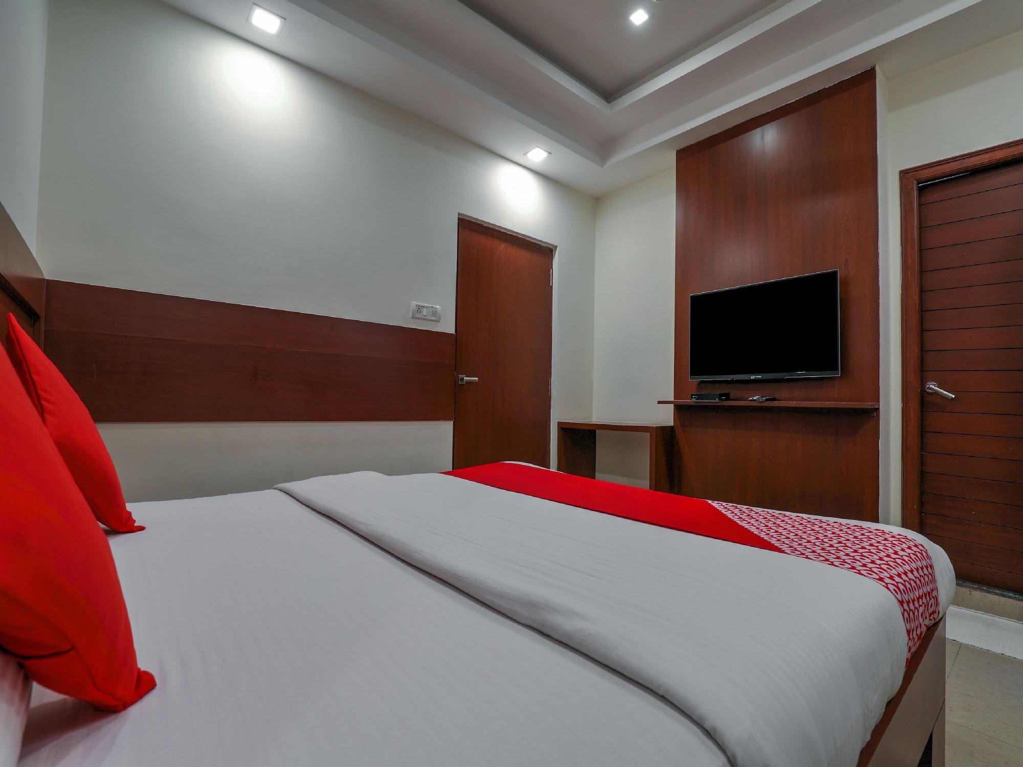 Treebo Trend Hotel Jp Plaza Nampally Hajdarábád Exteriér fotografie