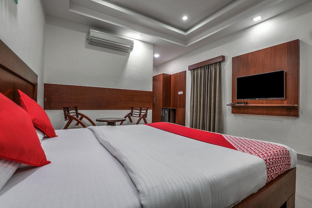 Treebo Trend Hotel Jp Plaza Nampally Hajdarábád Exteriér fotografie