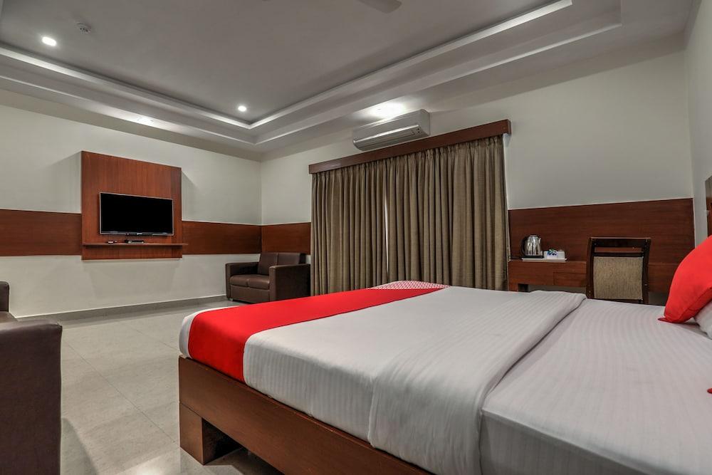 Treebo Trend Hotel Jp Plaza Nampally Hajdarábád Exteriér fotografie