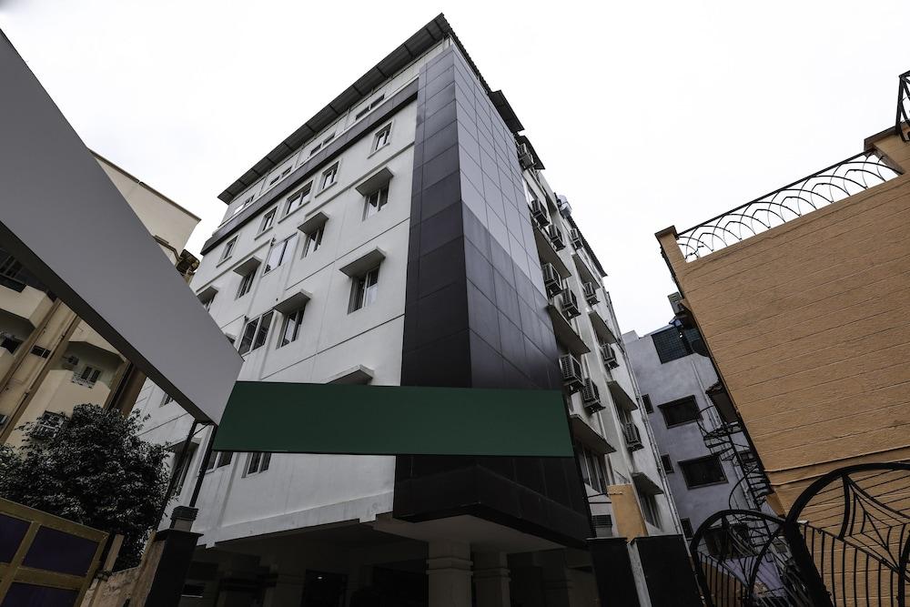 Treebo Trend Hotel Jp Plaza Nampally Hajdarábád Exteriér fotografie