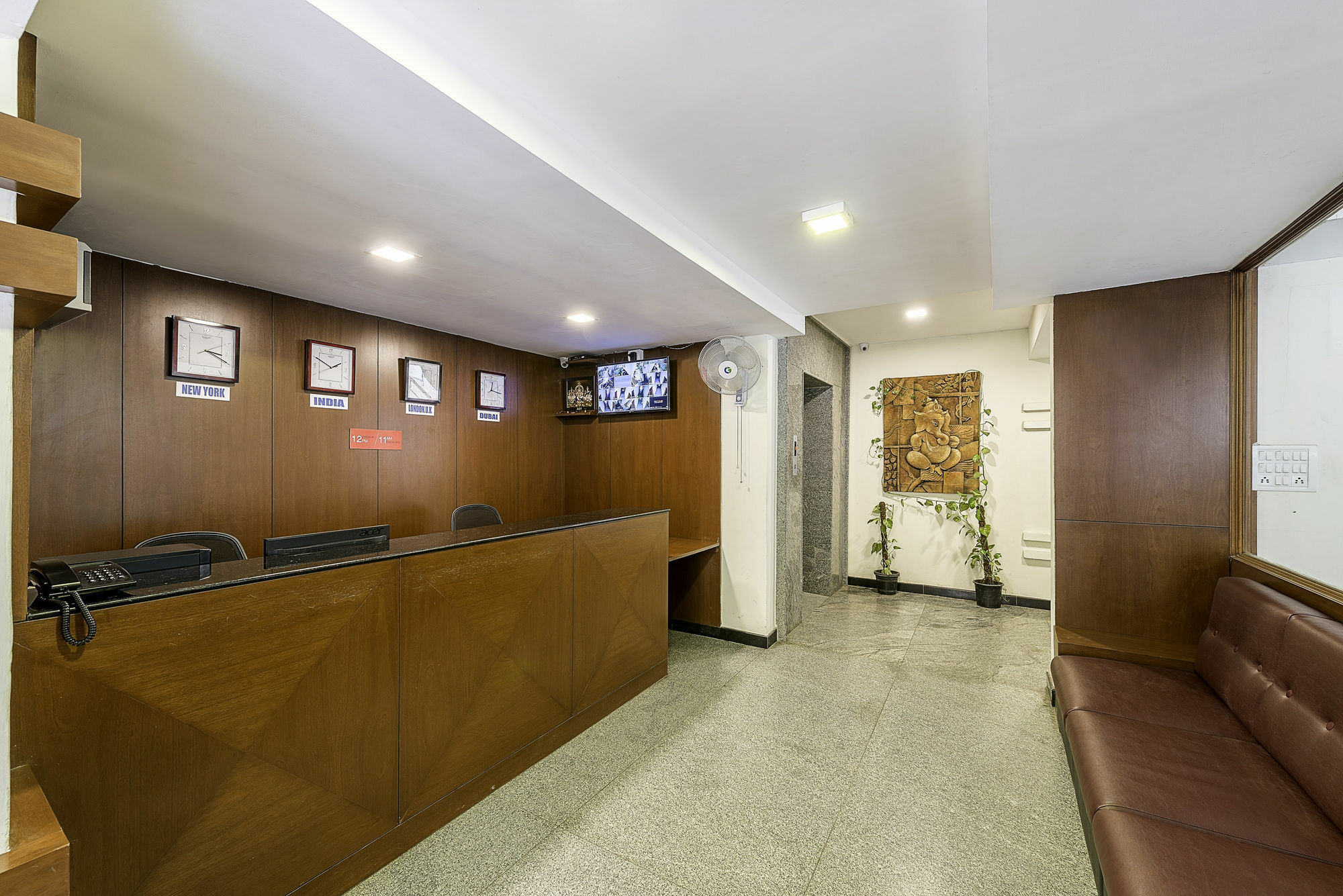 Treebo Trend Hotel Jp Plaza Nampally Hajdarábád Exteriér fotografie