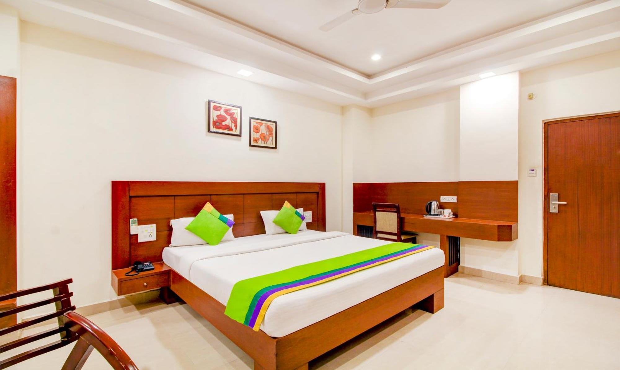 Treebo Trend Hotel Jp Plaza Nampally Hajdarábád Exteriér fotografie