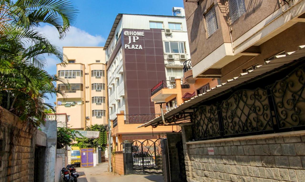 Treebo Trend Hotel Jp Plaza Nampally Hajdarábád Exteriér fotografie