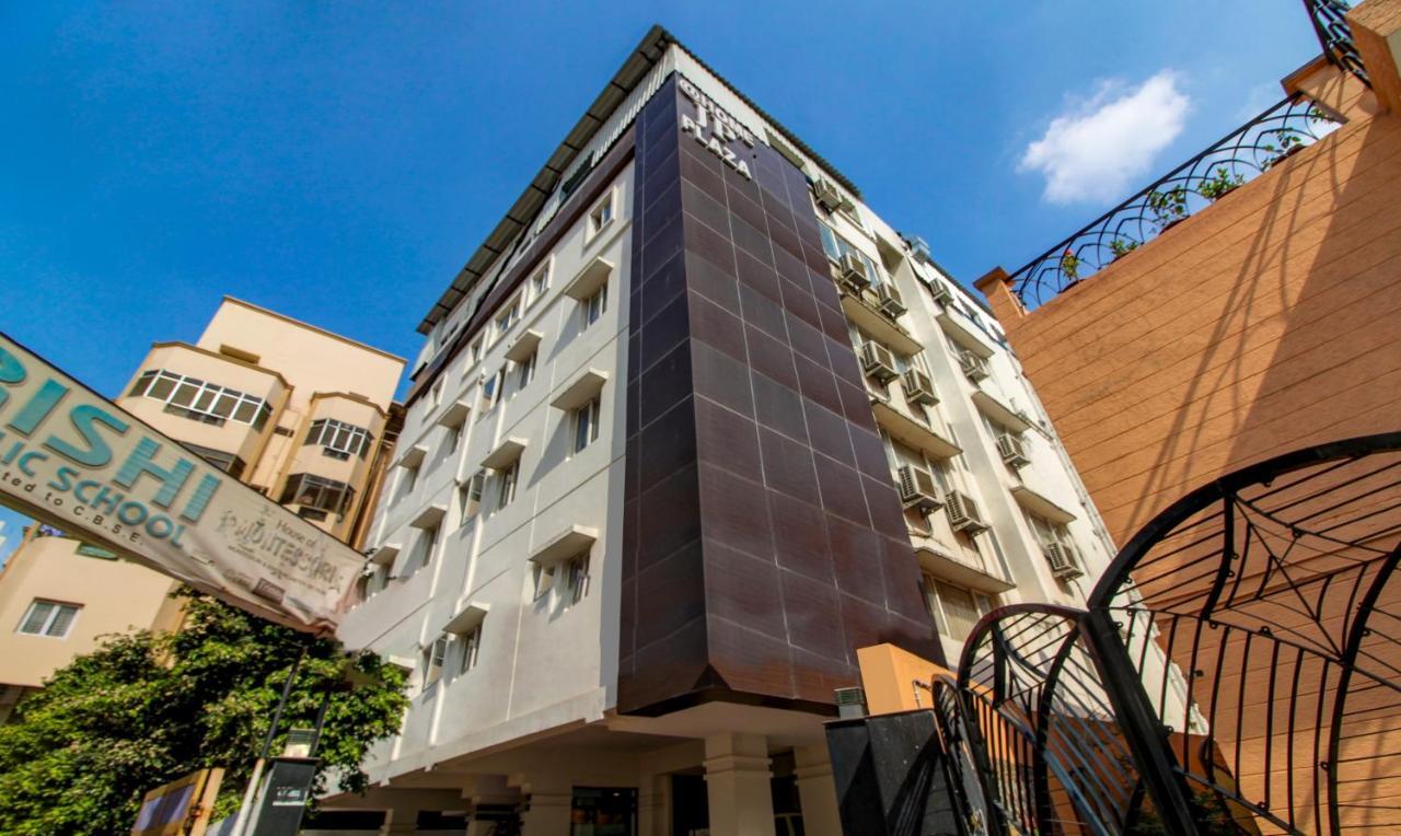 Treebo Trend Hotel Jp Plaza Nampally Hajdarábád Exteriér fotografie